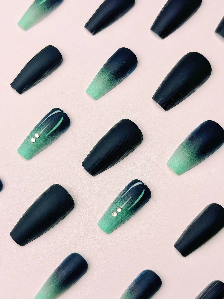 Gradient Press-On Nail Set with Rhinestone Detail - 24 Pieces — product image 2