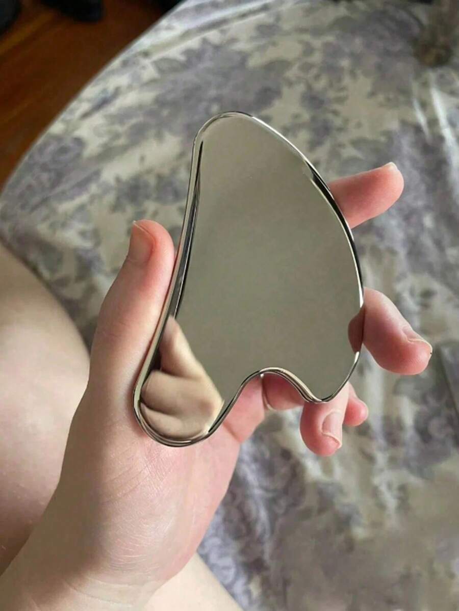 Stainless Steel Heart-Shaped Gua Sha Board Facial Massage Tool, Portable Muscle Relaxation Massage Board, Facial And Body De-Puffing Gua Sha Beauty Tool, Suitable For Face, Body, Eyes, Neck Massage And Facial Care